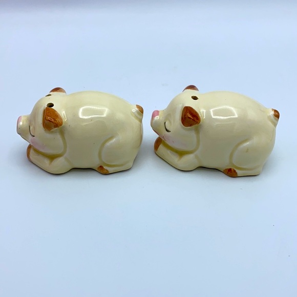 Vintage PIGS Salt & Pepper Shakers - MADE in JAPAN - Picture 3 of 7